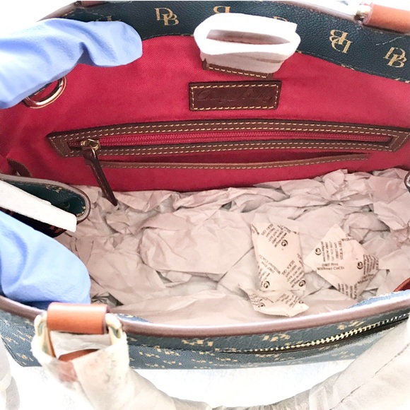 🆕 Dooney & Bourke Greta Zip Satchel - Picture 11 of 13